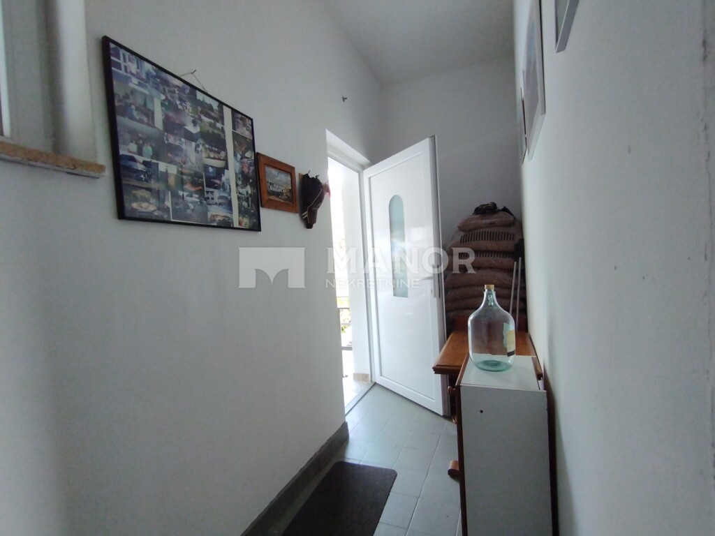 Image 6182786 - 6