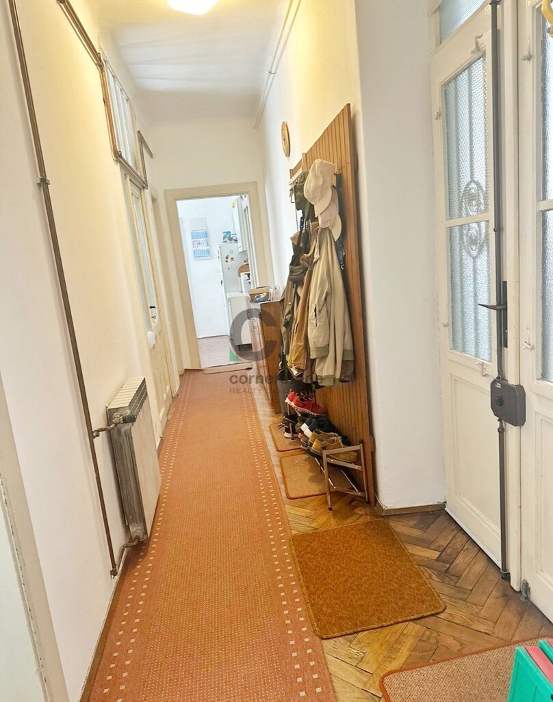 Image 6182849 - 6
