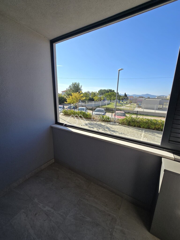 Image 6183620 - 1