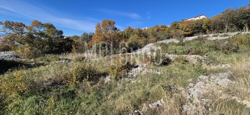 CRIKVENICA, građevinsko zemljište 633 m2 s pogledom na more
