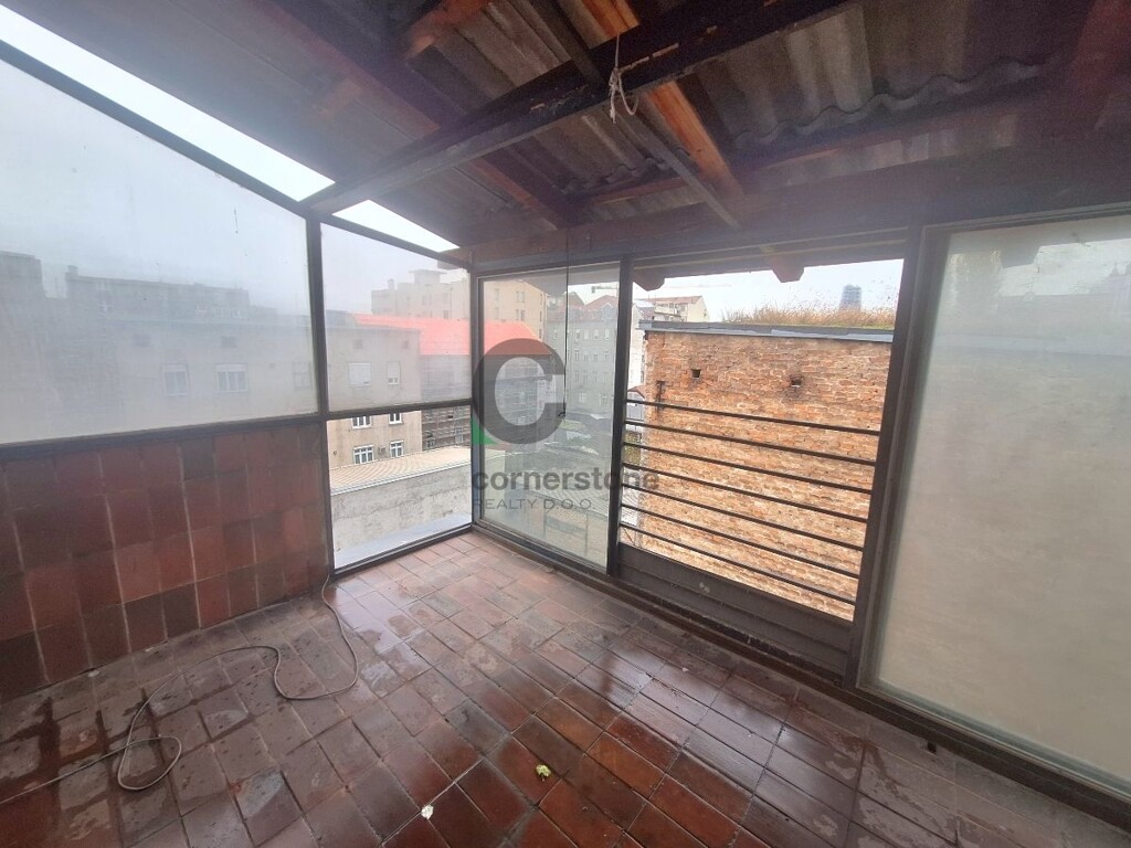Image 6184845 - 4