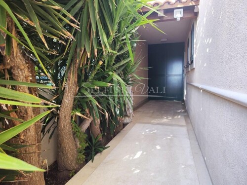 Thumbnail 6185419 - 9