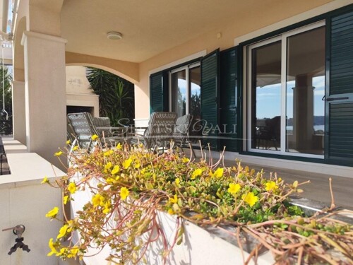 Thumbnail 6185419 - 4