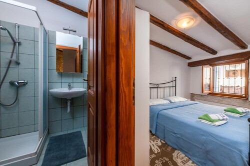 Thumbnail 6185492 - 13