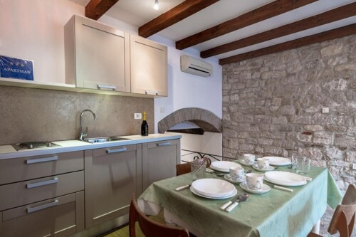 Thumbnail 6185492 - 5