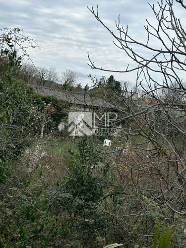 Medulin, prostrano poljoprivredno zemljište 3834 m2
