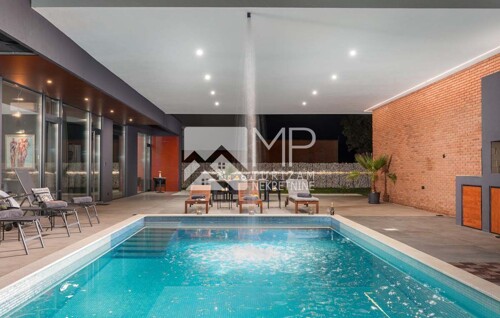 Thumbnail 6185937 - 3