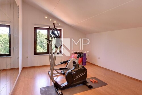 Thumbnail 6185952 - 16