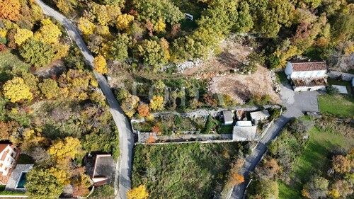 Građevinsko zemljište na prodaju u Grižanama