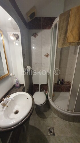 Thumbnail 6188104 - 5