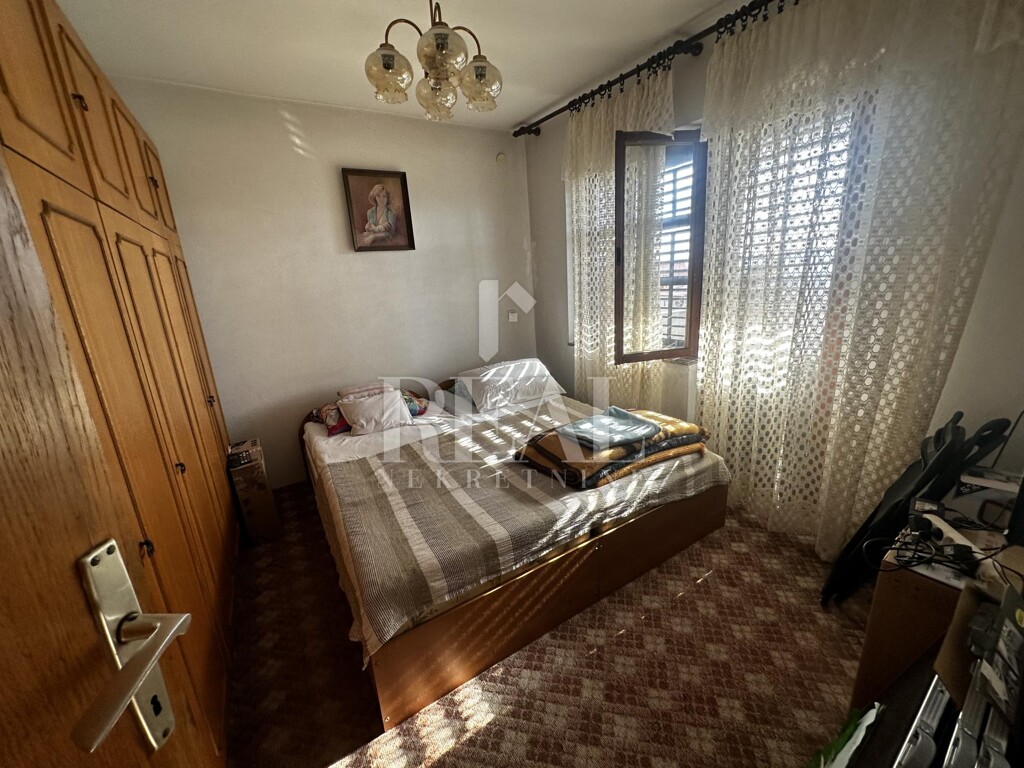 Image 6188130 - 4