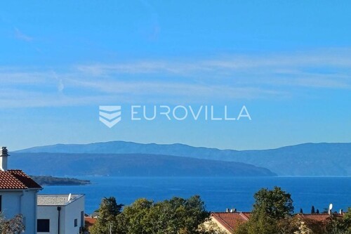 Malinska, građevinski teren površine 852m2