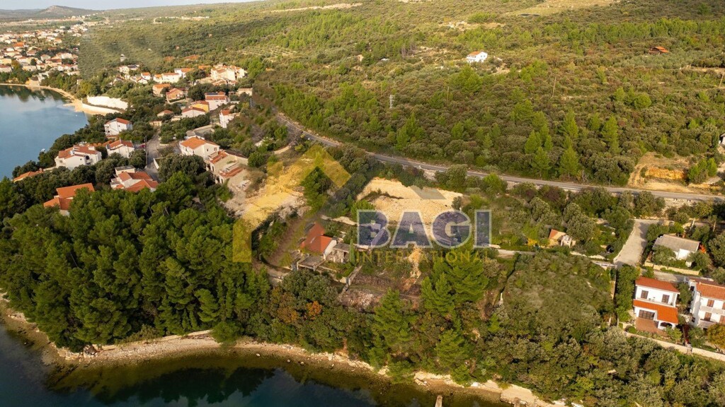 Image 6188753 - 2
