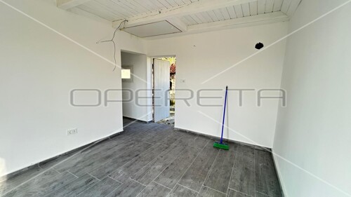 Prodaja, Kuća, Centar, Trški vrh, Samostojeća, 70m2