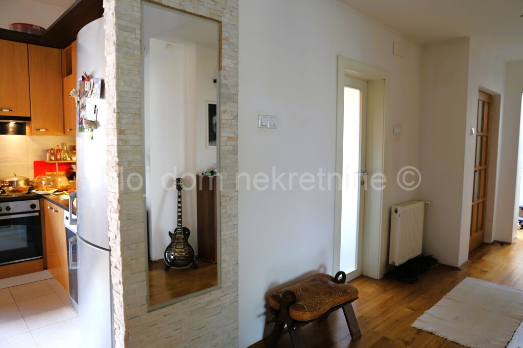 Image 6188863 - 6