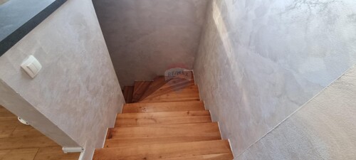 Thumbnail 6188883 - 5