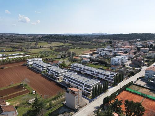 Thumbnail 6189238 - 9