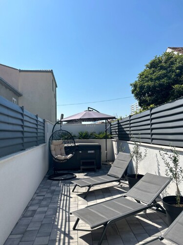 Odlična kuća u Kaštel Kambelovcu