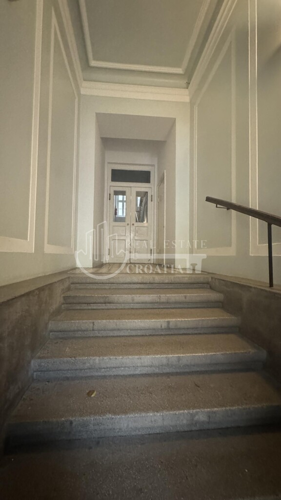 Image 6189453 - 6