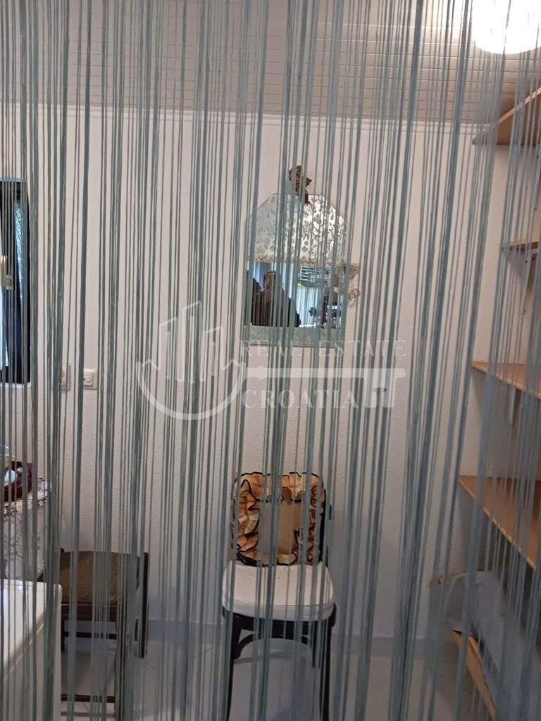 Image 6189455 - 4