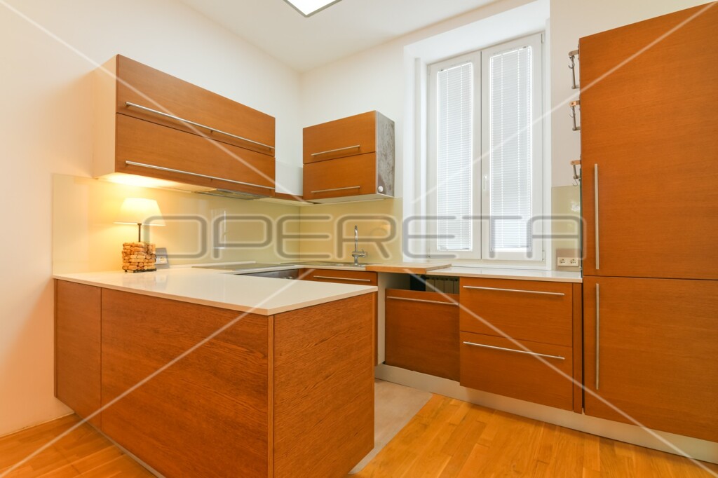 Image 6189466 - 6