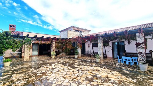 Istra,Umag,okolica-Rustikalna vila u mirnom okruženju