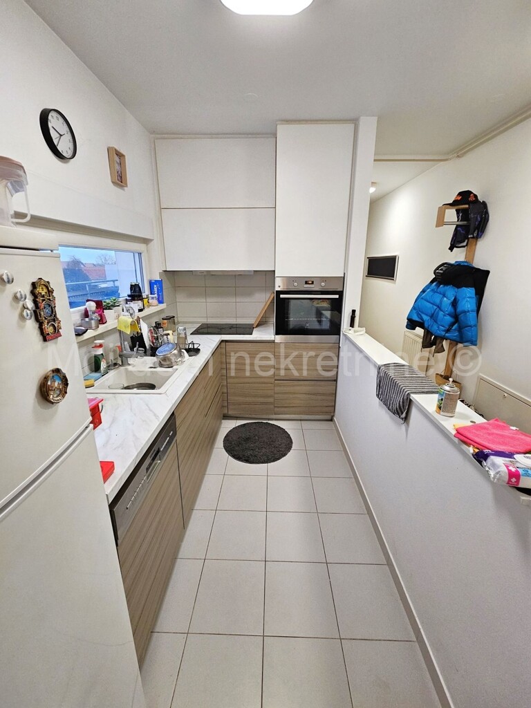 Image 6189993 - 4