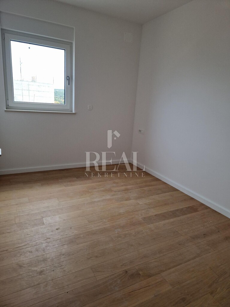 Image 6190000 - 7