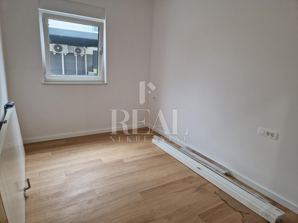 Image 6190001 - 11