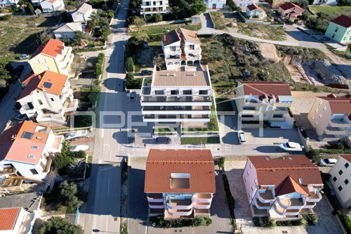 Novogradnja, stan sa tri spavaće sobe, Povljana, Zadar S6