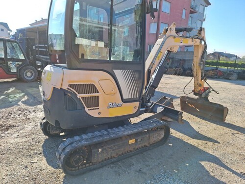 Mini bager Yanmar SV22 Godina 2016. Težine 2300 kg