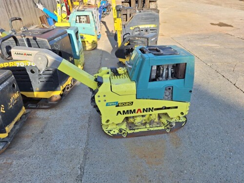 Vibro ploča Aman APH 5020E Težine 400 kg.
