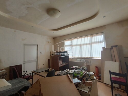 Thumbnail 6191828 - 4