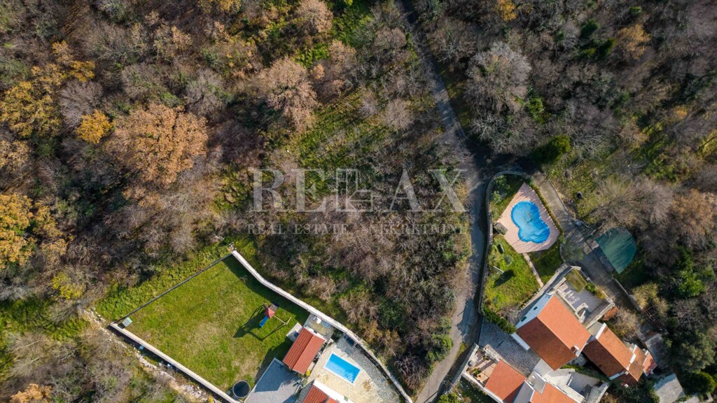Image 6191937 - 7