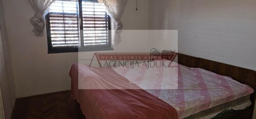 Thumbnail 6192037 - 11