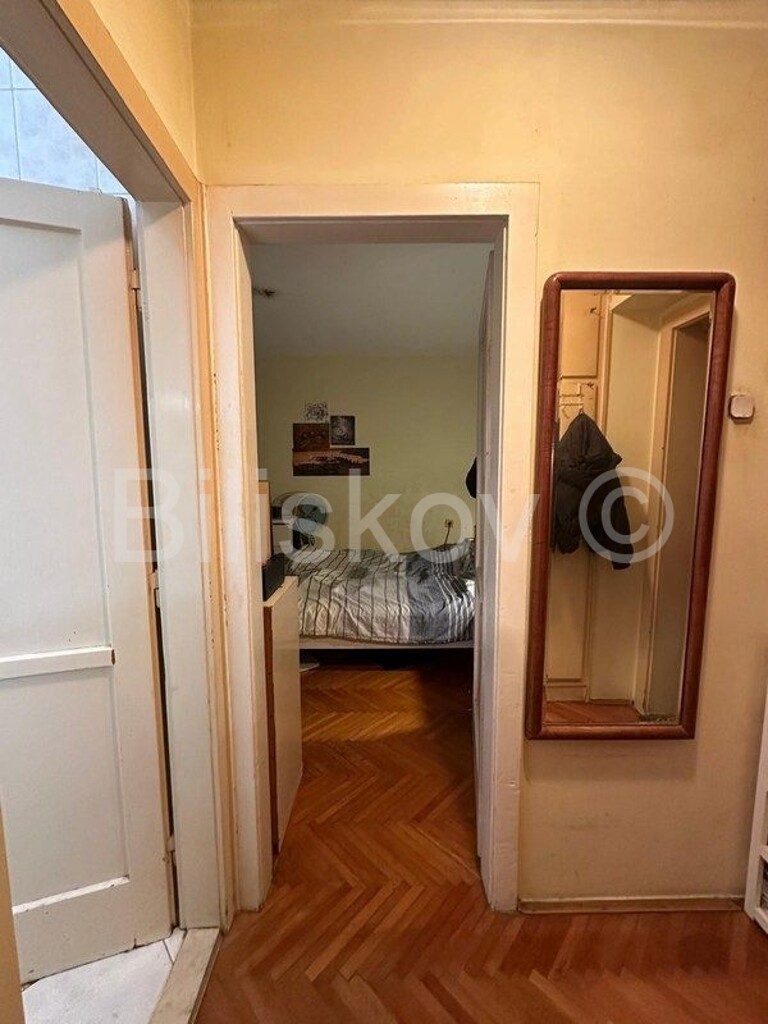 Image 6192450 - 6