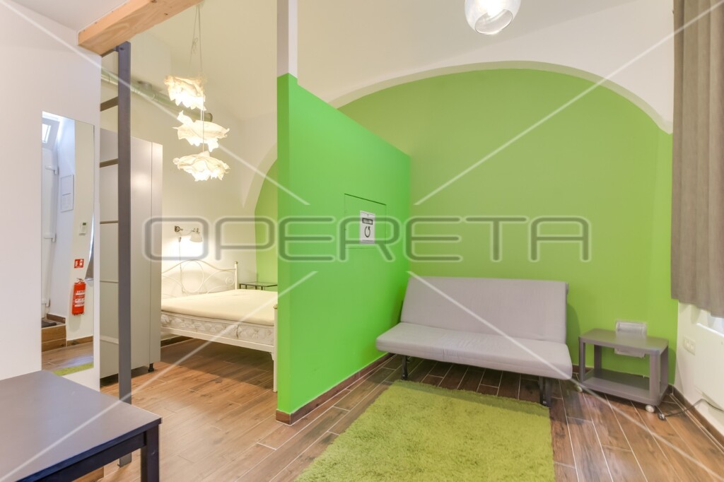 Image 6192530 - 3