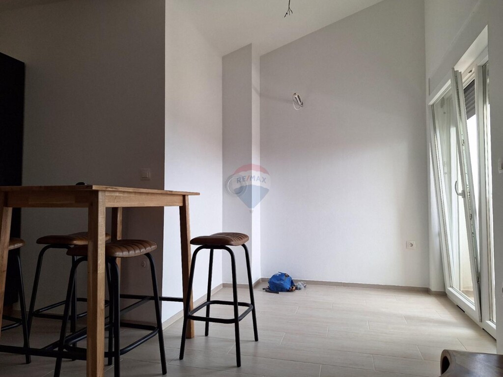 Image 6192562 - 5