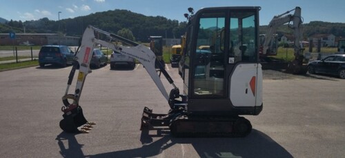Mini bager Bobcat E19