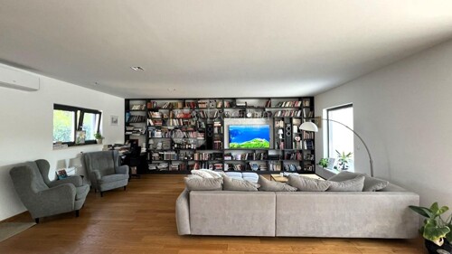 Thumbnail 6192983 - 5