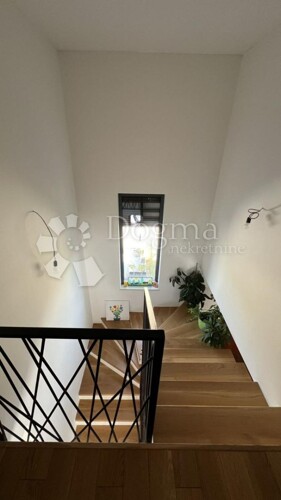 Thumbnail 6192983 - 16