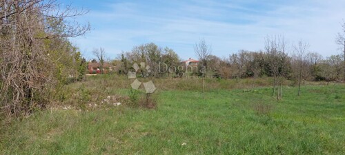 Prodaja zemljišta kombinirane namjene Marčana