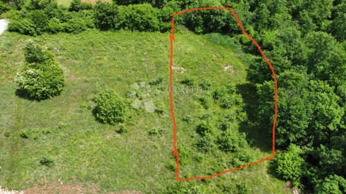 Građevinsko zemljište u centralnoj Istri, mirna lokacija za