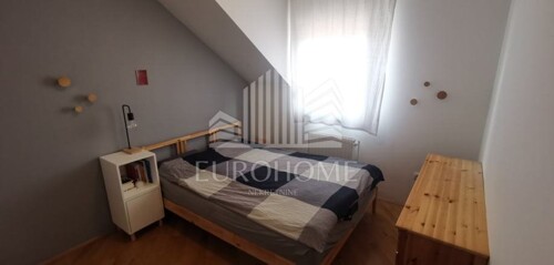 Thumbnail 6193033 - 5