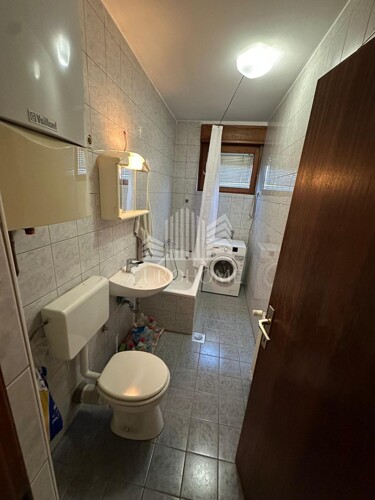 Thumbnail 6193039 - 6