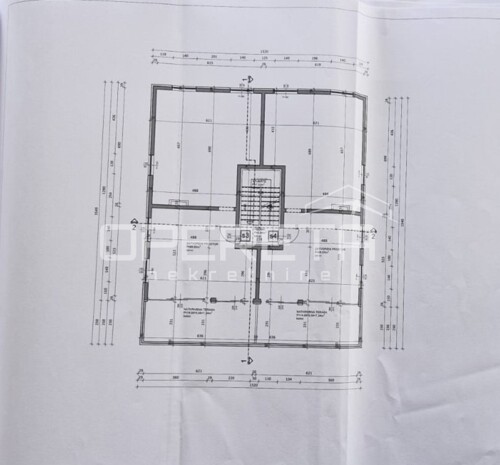 Thumbnail 6193103 - 7