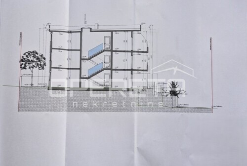 Thumbnail 6193103 - 4
