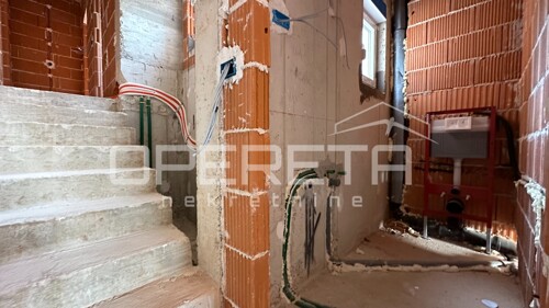 Thumbnail 6193112 - 7