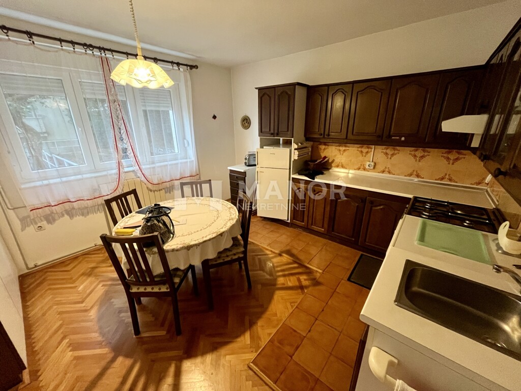 Image 6193161 - 2