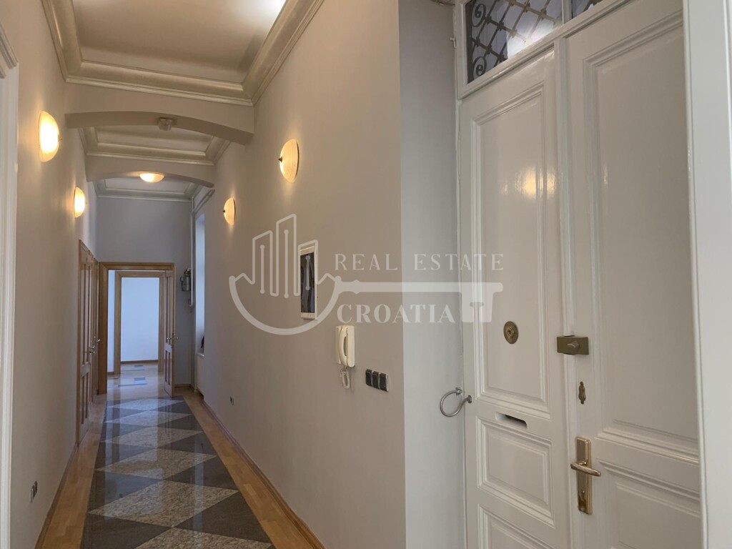 Image 6193207 - 5